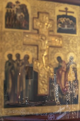 Литургия Преждеосвященных Даров на Архиерейском подворье – в храме в честь иконы Божией Матери «Утоли моя печали» г. Саратова