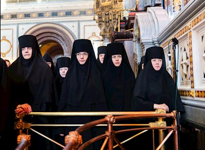 Митрополит Игнатий принял участие в Божественной литургии в Храме Христа Спасителя