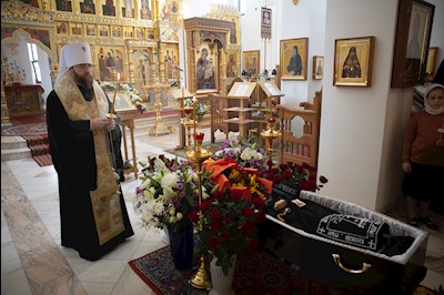 Митрополит Игнатий совершил панихиду в Свято-Алексиевском женском монастыре г. Саратова