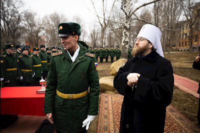 Митрополит Игнатий совершил чин освящения и закладки камня в честь строительства храма во имя Архистратига Божия Михаила на территории военного училища