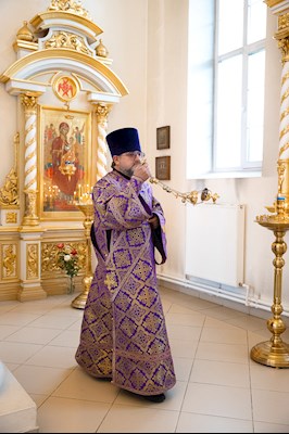 Митрополит Игнатий совершил всенощное бдение с чином воздвижения Креста в кафедральном соборе Живоначальной Троицы г. Вольска