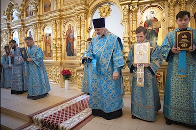 Митрополит Игнатий возглавил соборное архиерейское богослужение в Казанском храме г. Саратова