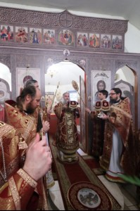 Божественная литургия в храме во имя священномученика Космы Саратовского