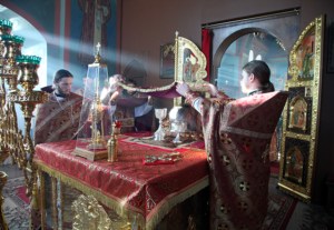 Божественная литургия в Крестовоздвиженском храме г. Хвалынска