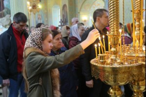 Божественная литургия в храме в честь Покрова Пресвятой Богородицы