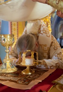 Божественная литургия в Свято-Троицком кафедральном соборе г. Саратова