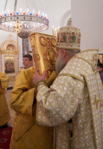 Божественная литургия на Архиерейском подворье — храме святых равноапостольных Кирилла и Мефодия при СГУ