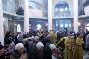 Божественная литургия в храме во имя Всех Святых, в земле Российской просиявших г. Саратова