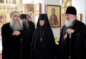 Председатель Издательского совета Митрополит Климент посетил храмы Саратовской епархии