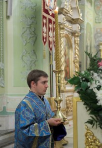 Всенощное бдение в храме в честь Покрова Пресвятой Богородицы г.Саратова