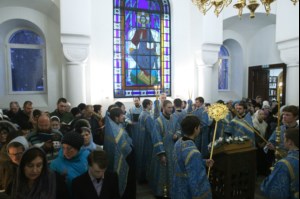 Всенощное бдение на Архиерейском подворье – храме в честь иконы Божией Матери «Утоли моя печали» г.Саратова