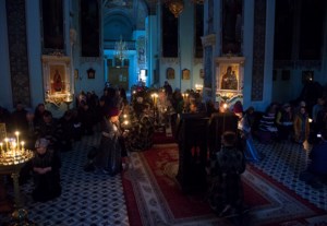 Утреня с чтением Великого канона преподобного Андрея Критского в храме в честь Сошествия Святого Духа г. Саратова