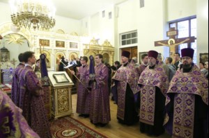 Всенощное бдение на Архиерейском подворье – храме во имя преподобного Серафима Саровского г.Саратова