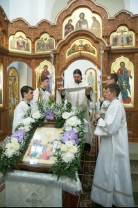 Божественная литургия в храме во имя святого равноапостольного великого князя Владимира г. Саратова