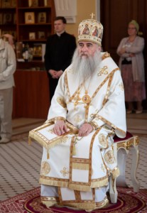 Божественная литургия на Архиерейском подворье — храме во имя святого апостола и евангелиста Иоанна Богослова при СПДС