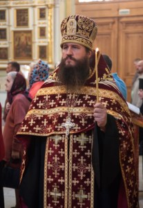 Всенощное бдение в храме в честь Покрова Пресвятой Богородицы г.Саратова