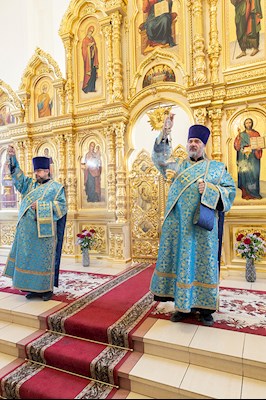 Божественная литургия в храме в честь Казанской иконы Божией Матери г. Саратова