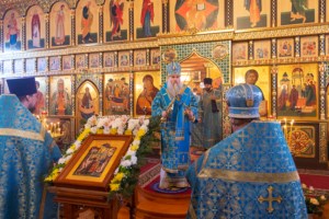 Божественная литургия в храме в честь Сретения Господня г.Саратова