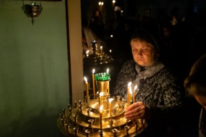 Великое повечерие с чтением канона преподобного Андрея Критского в храме Сошествия Святого Духа г. Саратова