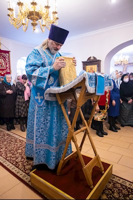 Митрополит Игнатий совершил Божественную литургию в храме в честь иконы Божией Матери «Скоропослушница» г. Шиханы Вольского района
