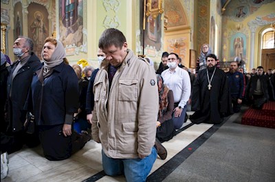 Митрополит Игнатий совершил вечернее богослужение с чином прощения в Покровском соборе г. Саратова