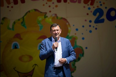 Митрополит Игнатий принял участие в церемонии открытия летнего сезона в лагере «Солнечный»