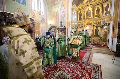 Митрополит Игнатий совершил Божественную литургию в Иоанновском женском монастыре в пос. Алексеевка Хвалынского района