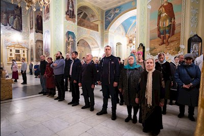 Митрополит Игнатий совершил всенощное бдение в Покровском соборе г. Саратова