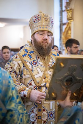 Митрополит Игнатий возглавил соборное архиерейское богослужение в Казанском храме г. Саратова