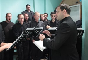 Всенощное бдение c Чином Воздвижения Креста в Духосошественском соборе города Саратова