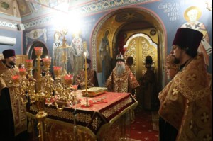 Всенощное бдение в Свято-Троицком кафедральном соборе Саратова