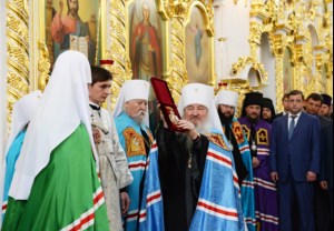 Митрополит Лонгин сослужил Святейшему Патриарху Кириллу на Божественной литургии в Спасо-Вознесенском соборе г.Ульяновска