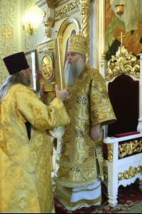 Божественная литургия в храме в честь Покрова Пресвятой Богородицы г. Саратова
