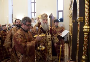 Митрополит Лонгин совершил Великое освящение храма во имя великомученицы Параскевы с. Благодатное Хвалынского района