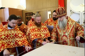 Чин Великого освящения и Божественная литургия в храме в честь Владимирской иконы Божией Матери Владимирского женского монастыря г. Вольска