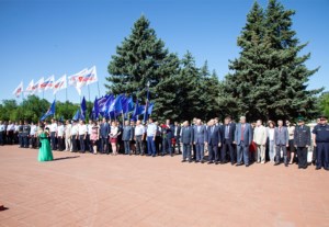 В День памяти и скорби на Воскресенском кладбище Саратова совершена заупокойная лития