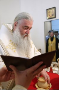 Божественная литургия в храме во имя святителя Тихона, епископа Воронежского, Задонского чудотворца, г. Саратова