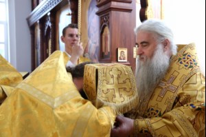Божественная литургия в храме в честь Нерукотворного Образа Спасителя г. Саратова