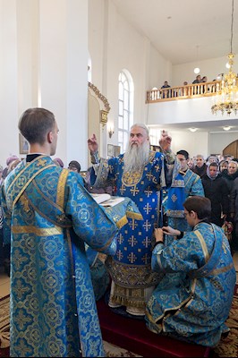 Божественная литургия в храме в честь Казанской иконы Божией Матери г. Саратова