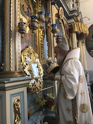 Божественная литургия в Успенском соборе Свято-Успенского Жировичского монастыря