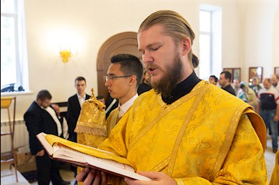 Епископ Манхэттенский Николай совершил Божественную литургию в храме святителя Николая Японского г. Саратова