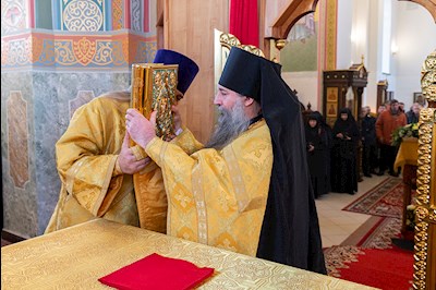 Божественная литургия в Свято-Иоанновском женском монастыре с. Алексеевка Хвалынского района