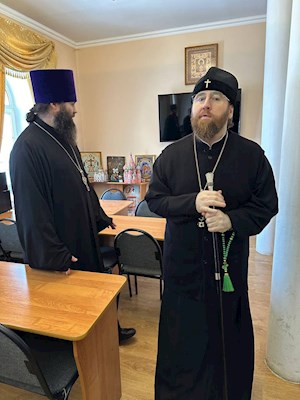 Митрополит Игнатий посетил кафедральный собор в Вольске