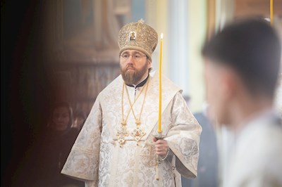В Покровском соборе прошла торжественная встреча саратовских святителей