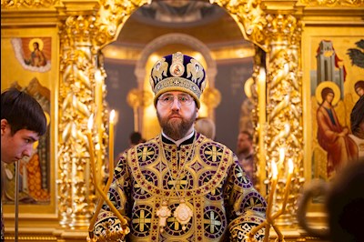 Митрополит Игнатий совершил вечернюю Литургию Преждеосвященных Даров в Свято-Троицком кафедральном соборе г. Саратова