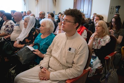 Митрополит Игнатий вручил дипломы выпускникам СПДС