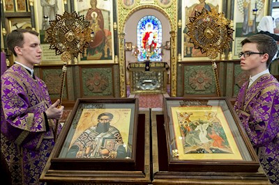 Всенощное бдение на Архиерейском подворье – в храме в честь иконы Божией Матери «Утоли моя печали» г. Саратова