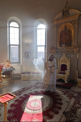 Митрополит Игнатий совершил Божественную литургию в кафедральном соборе Живоначальной Троицы г. Вольска