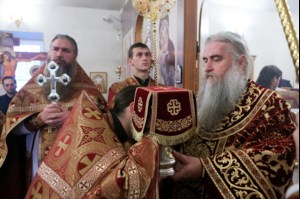 Божественная литургия в храме во имя священномученика Космы Саратовского