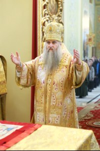 Божественная литургия в храме в честь Покрова Пресвятой Богородицы г.Саратова